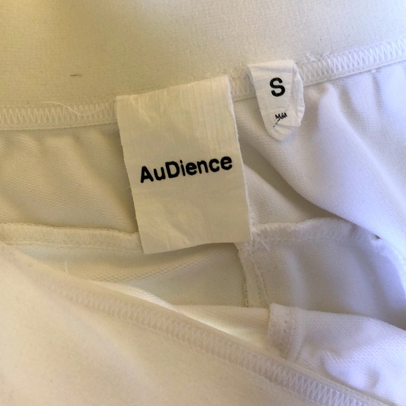 AuDience Full Zippered 2-Side Pocket Joggers. EUC. - Picture 4 of 5